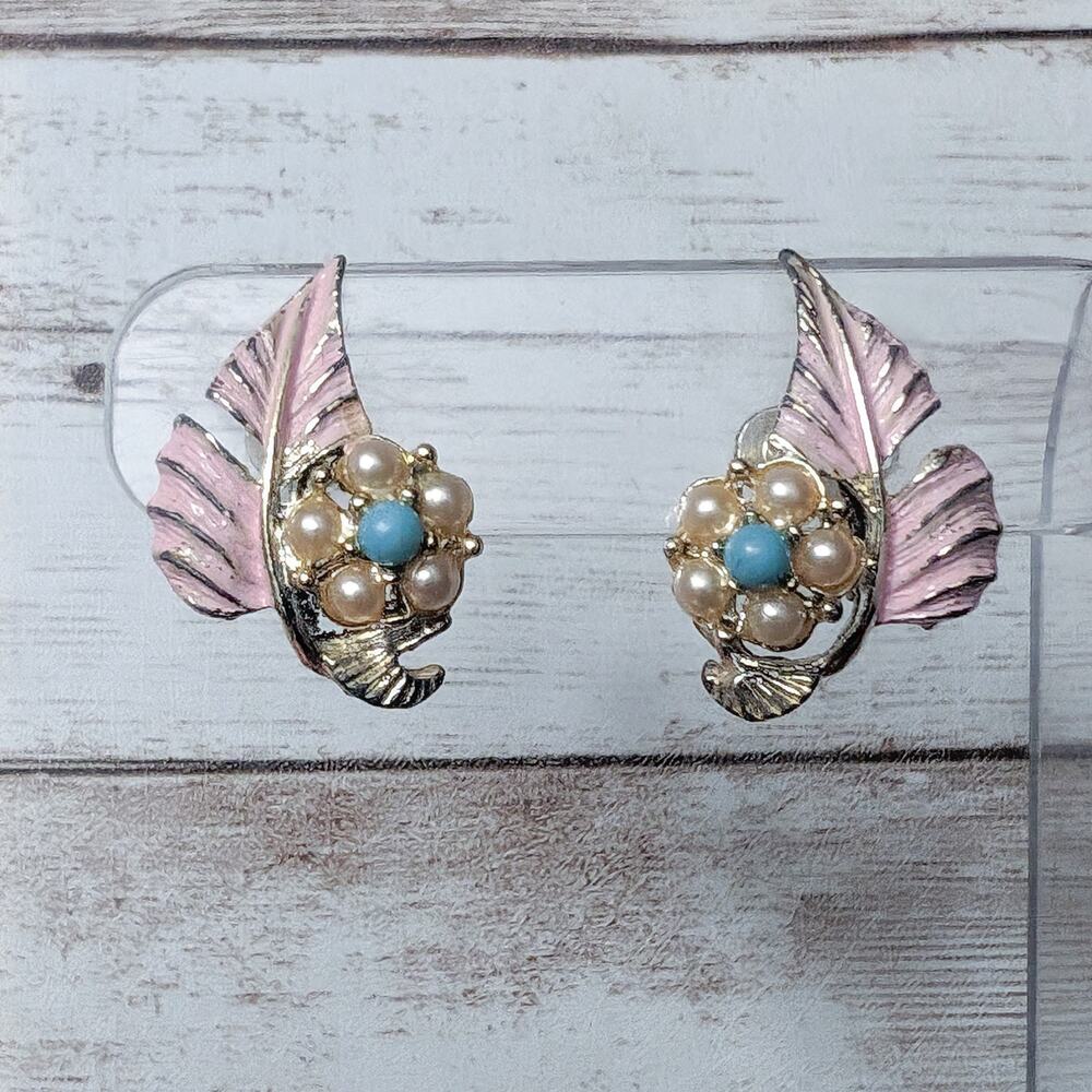 Vintage Screw Back Earrings - Pink Leaf with Cream & Turquoise Tone Accents